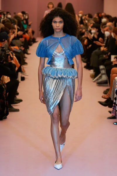 Look 29